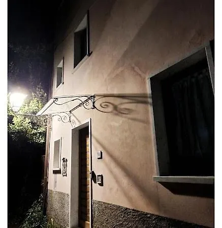 Apartment Vicolo Bugliolo 10 - *