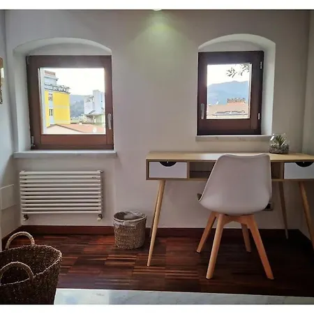 Vicolo Bugliolo 10 -